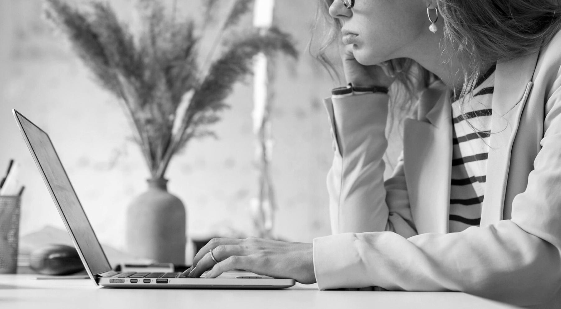 Detaillierte Finanzanalyse und Planung